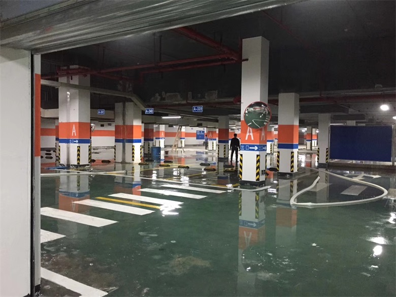 长沙星沙金科时代广场地下车库标线