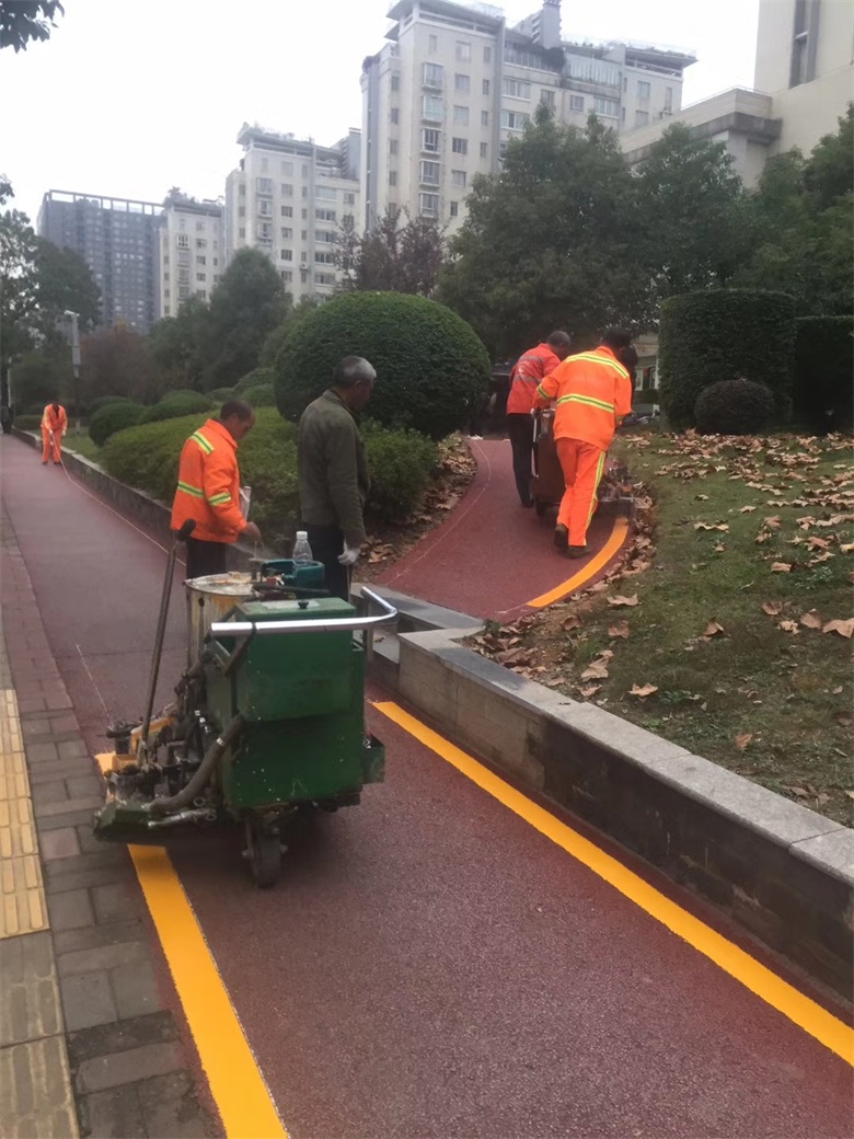 长沙芙蓉南路、果园大道标线